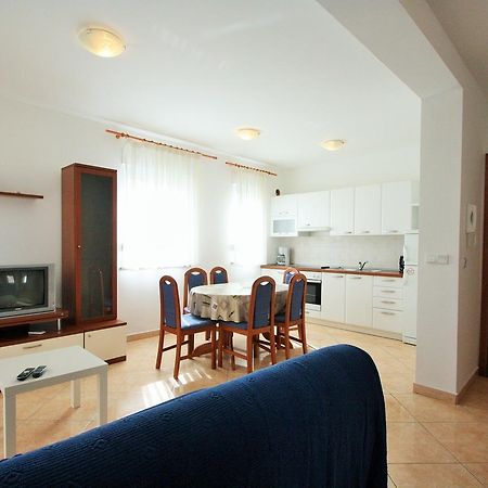 Apartment Bilic With Balcony Porec Luaran gambar